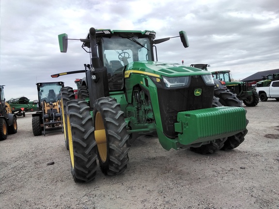 2020 John Deere 8R 250 Tractor