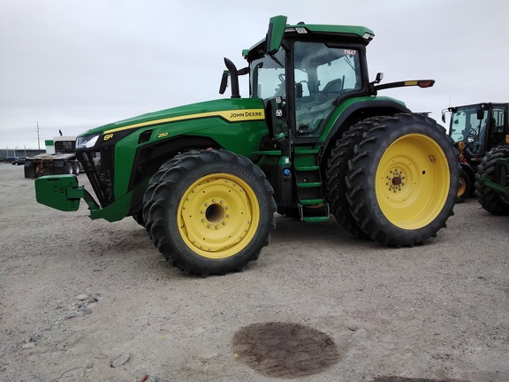 2020 John Deere 8R 250 Tractor