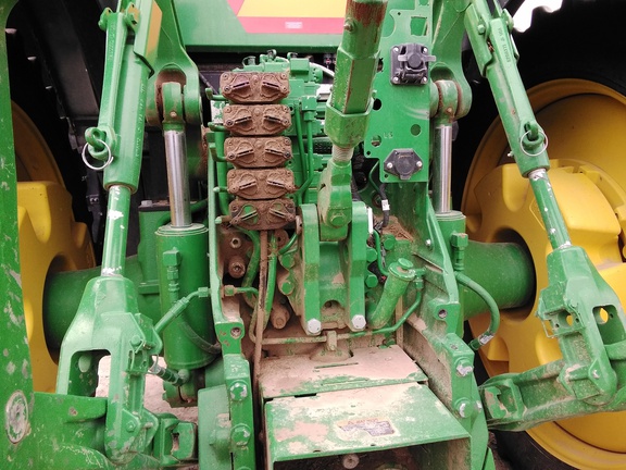 2020 John Deere 8R 250 Tractor