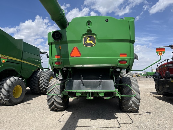 2021 John Deere S780 Combine