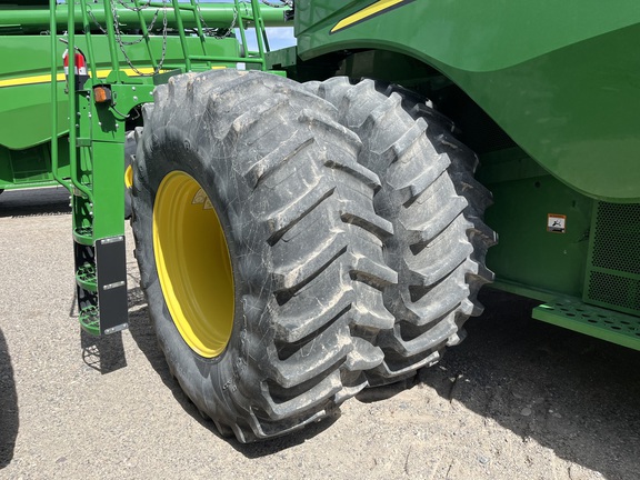 2021 John Deere S780 Combine