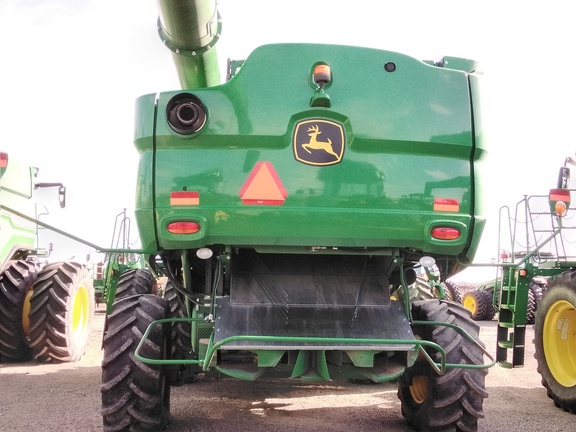 2020 John Deere S770 Combine