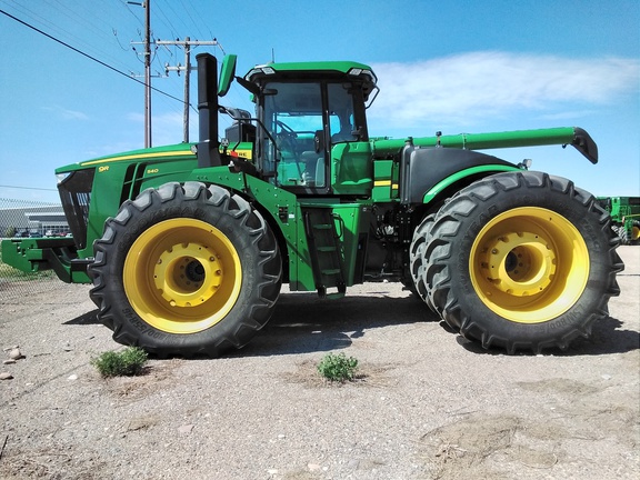 2022 John Deere 9R 540 Tractor 4WD