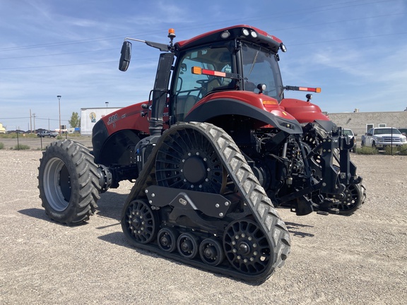 2021 Case IH Magnum 380 AFS Row Tractor Rubber Track