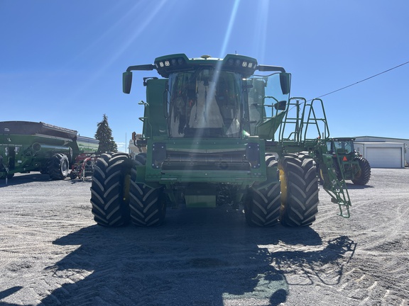 2023 John Deere X9 1000 Combine
