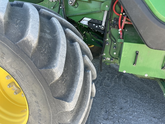 2023 John Deere X9 1000 Combine