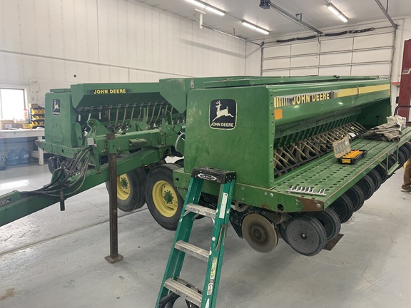 1994 John Deere 455 Drill