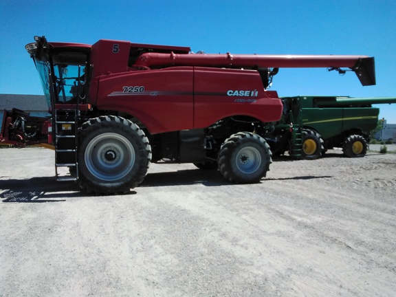 2022 Case IH 7250 Combine