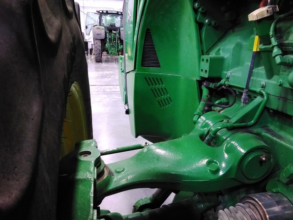 2015 John Deere 8270R Tractor