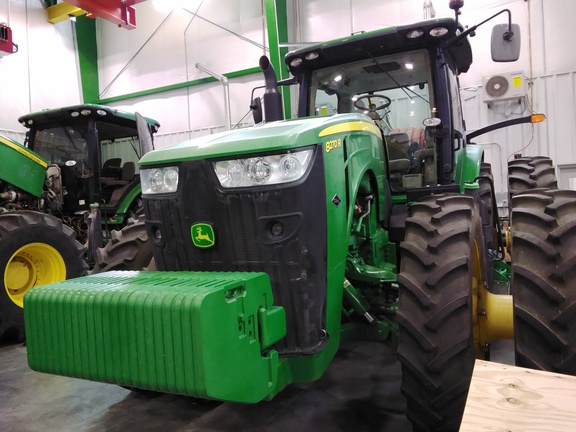 2015 John Deere 8270R Tractor