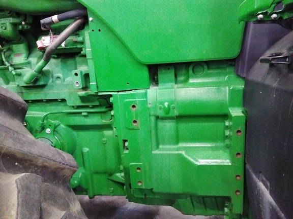 2015 John Deere 8270R Tractor