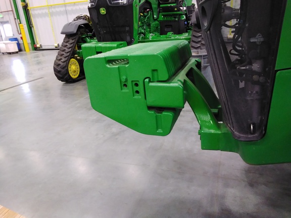 2015 John Deere 8270R Tractor