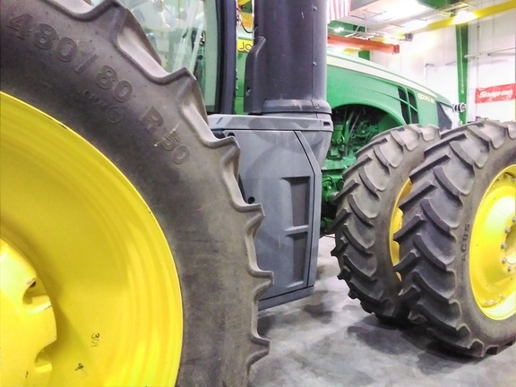 2015 John Deere 8270R Tractor