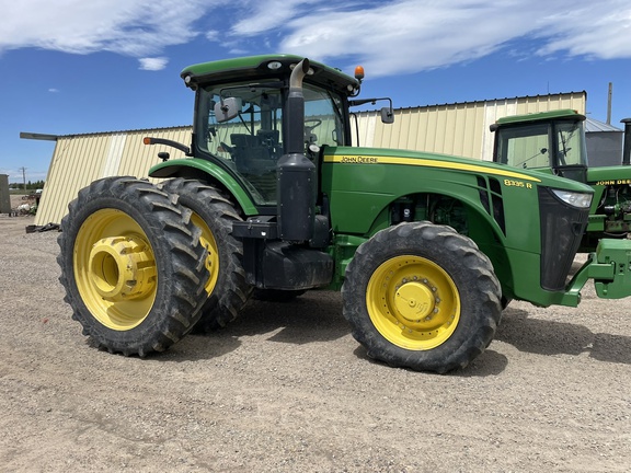 2013 John Deere 8335R Tractor