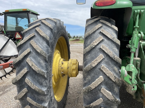 2013 John Deere 8335R Tractor