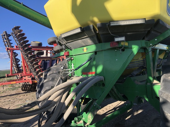 2017 John Deere 1890 Air Seeder