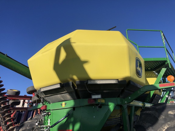 2017 John Deere 1890 Air Seeder