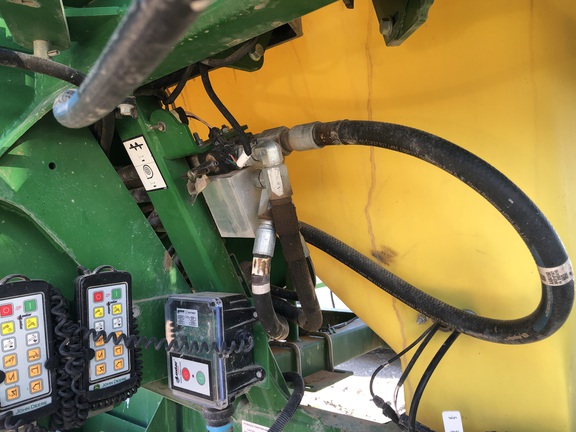 2017 John Deere 1890 Air Seeder