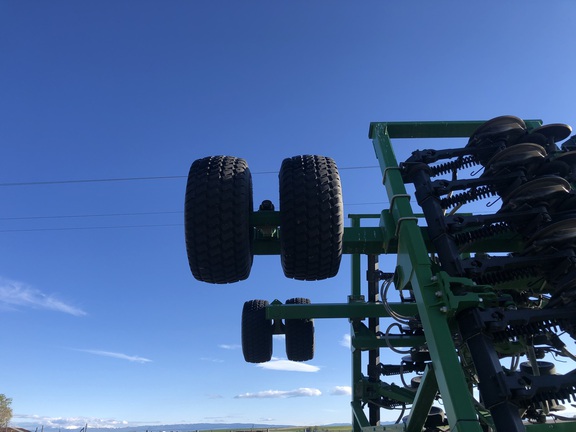 2017 John Deere 1890 Air Seeder