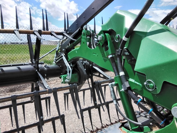 2022 John Deere HD50R Header Combine