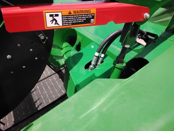 2022 John Deere HD50R Header Combine