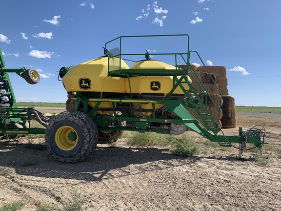 2021 John Deere 1890 Air Seeder