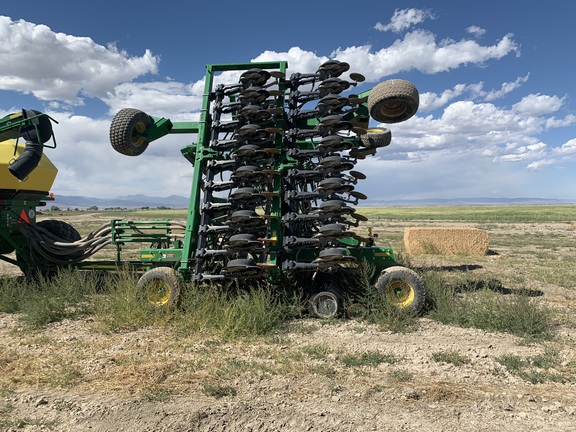 2021 John Deere 1890 Air Seeder