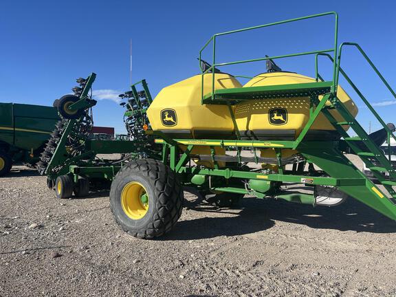 2021 John Deere 1890 Air Seeder