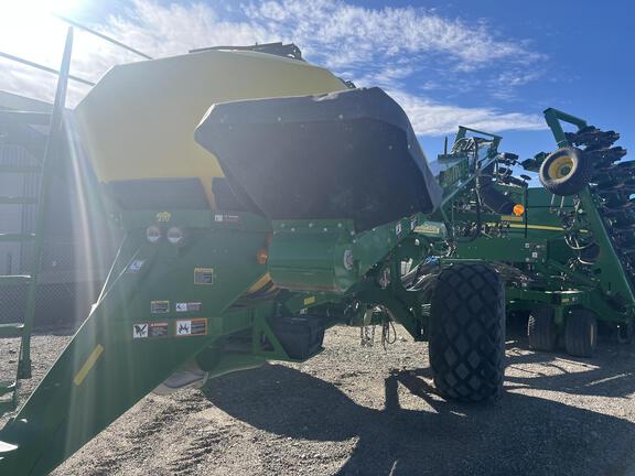 2021 John Deere 1890 Air Seeder