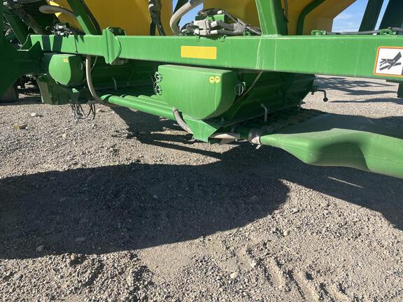 2021 John Deere 1890 Air Seeder