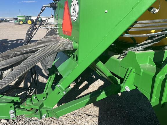 2021 John Deere 1890 Air Seeder