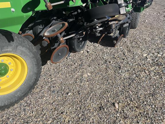 2021 John Deere 1890 Air Seeder