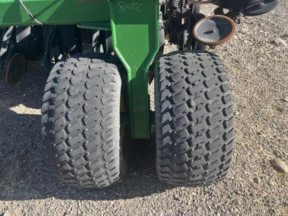 2021 John Deere 1890 Air Seeder