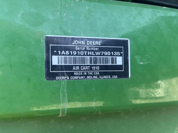 2021 John Deere 1890 Air Seeder