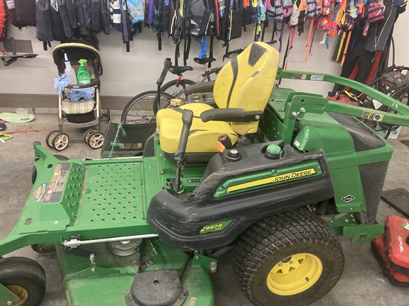 2022 John Deere Z997R Mower/Zero Turn