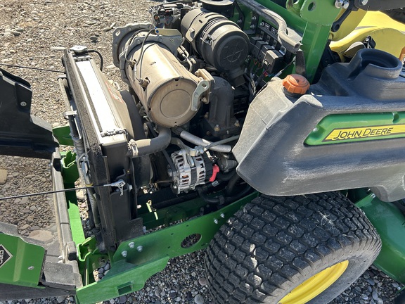 2022 John Deere Z997R Mower/Zero Turn