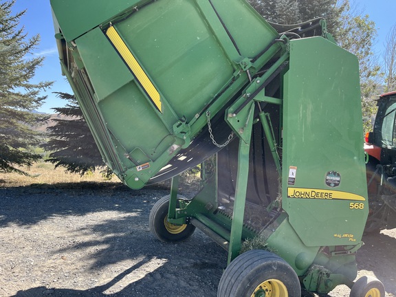 2007 John Deere 568 Baler/Round