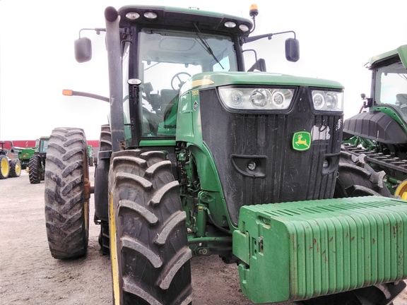 2012 John Deere 7260R Tractor