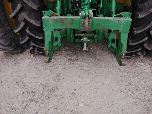 2012 John Deere 7260R Tractor