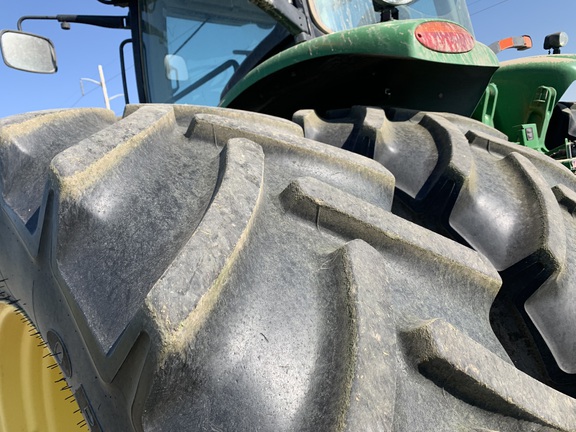 2014 John Deere 8270R Tractor