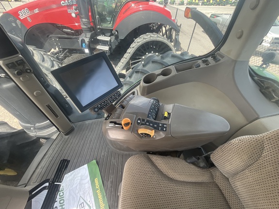 2014 John Deere 8270R Tractor