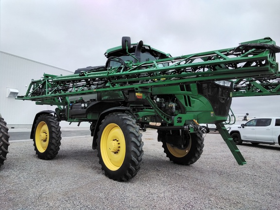 2023 John Deere 412R Sprayer/High Clearance