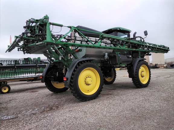 2023 John Deere 412R Sprayer/High Clearance