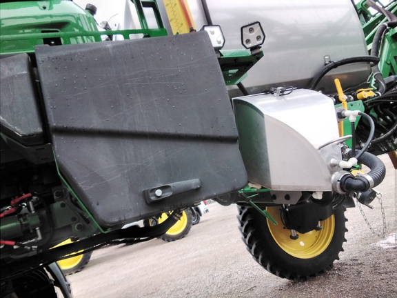 2023 John Deere 412R Sprayer/High Clearance