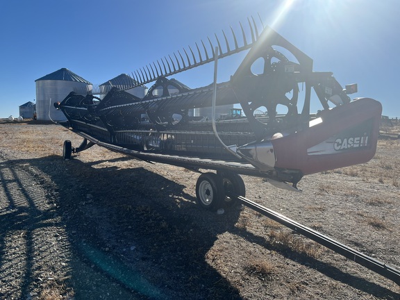 2011 Case IH 2162-35 Header Combine