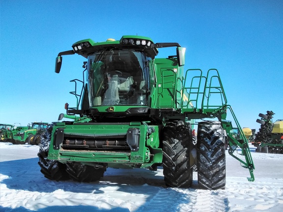 2023 John Deere X9 1000 Combine