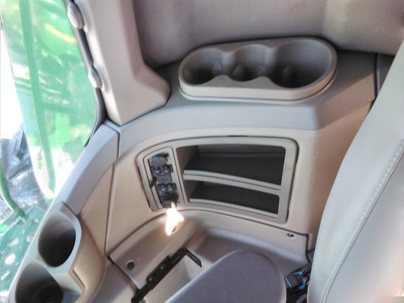 2023 John Deere X9 1000 Combine