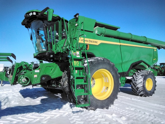 2023 John Deere X9 1000 Combine