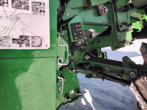 2023 John Deere X9 1000 Combine