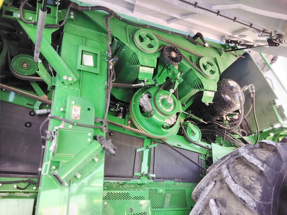 2023 John Deere X9 1000 Combine